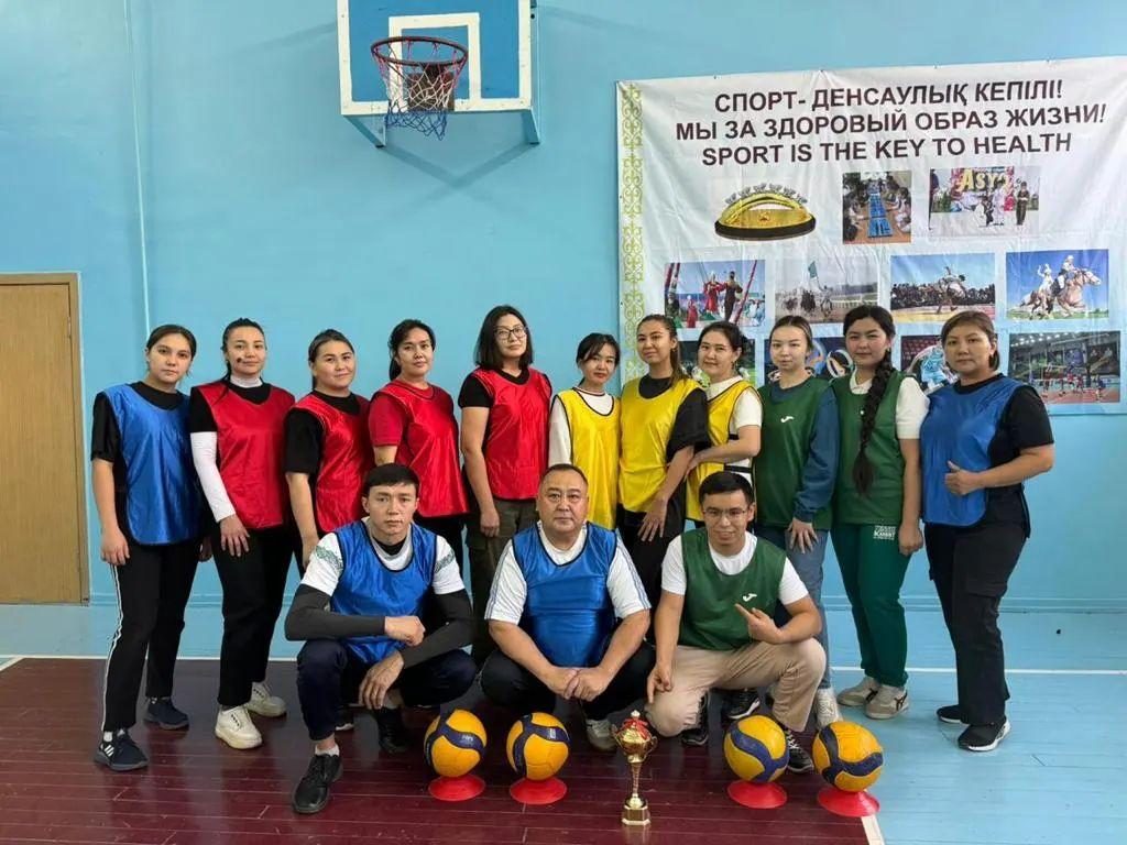 волейболдан жарыс өткізілді.