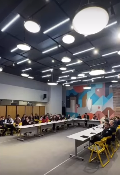 Кәмелетке толмағандардың істері және олардың құқықтарын қорғау жөніндегі ведомствоаралық комиссияның көшпелі отырысы өтті.