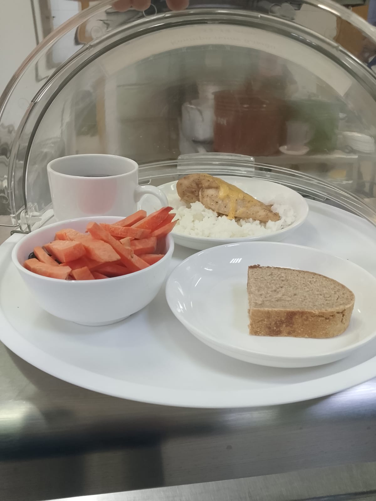 Тамақтың фото мен мәзірі 15.12.2025