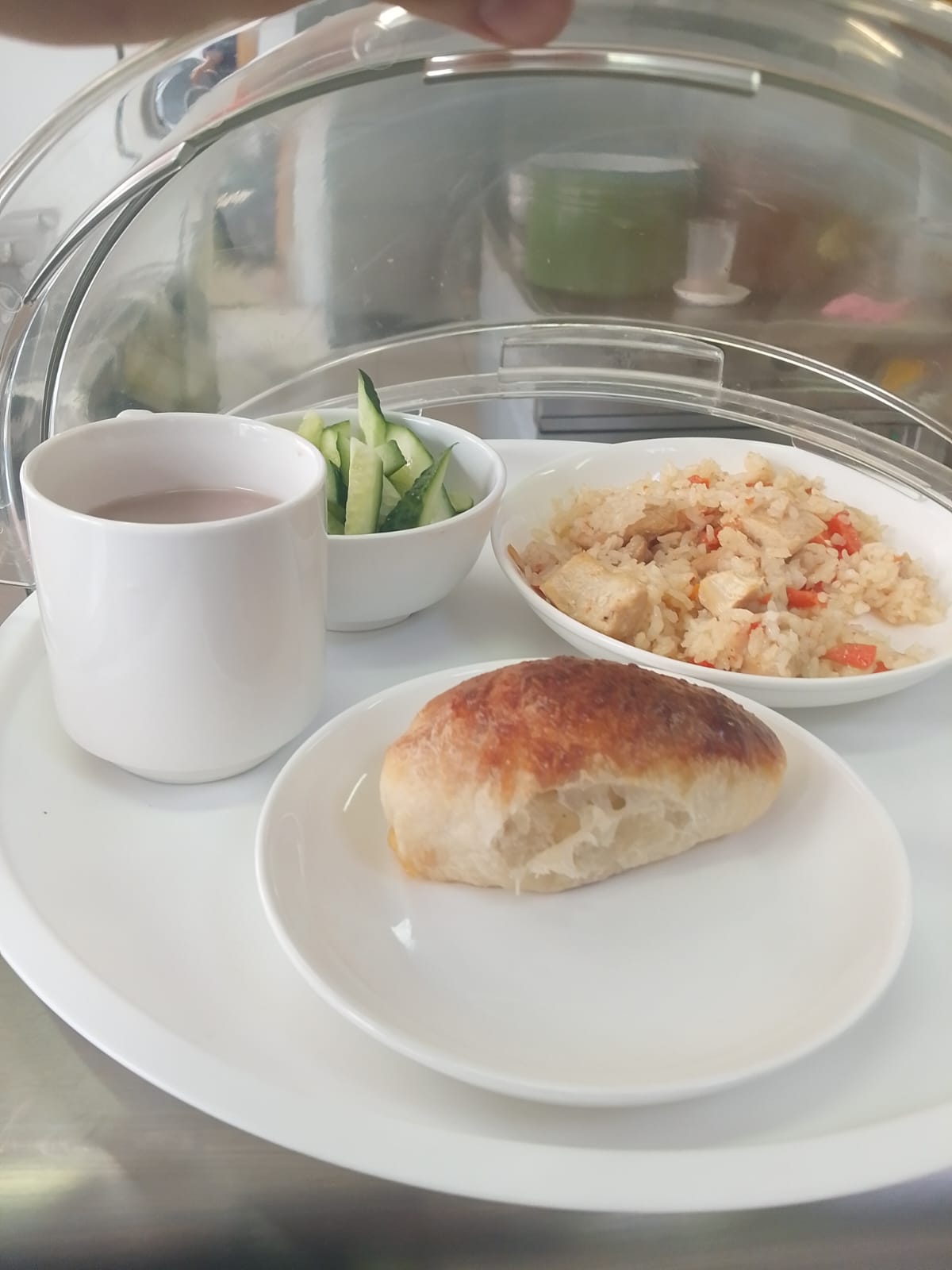 Тамақтың фото мен мәзірі 12.12.2025